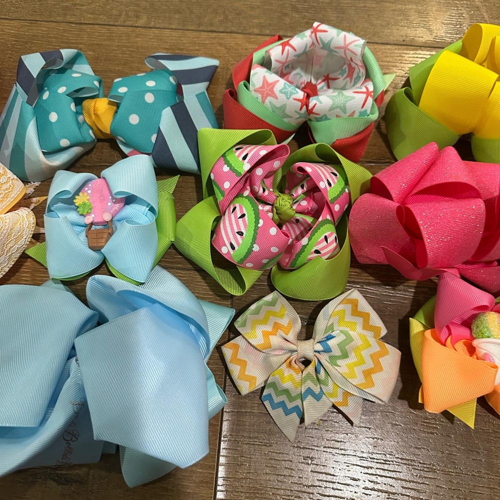 16 Bows. Spring colored bundle - Picture 3 of 4